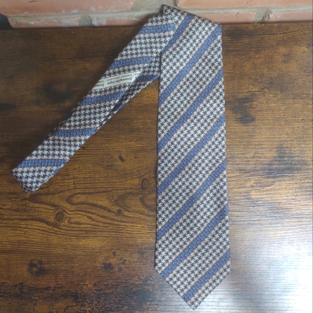 Vintage Ermenegildo Zegna Striped Silk Neck Tie Made In Italy